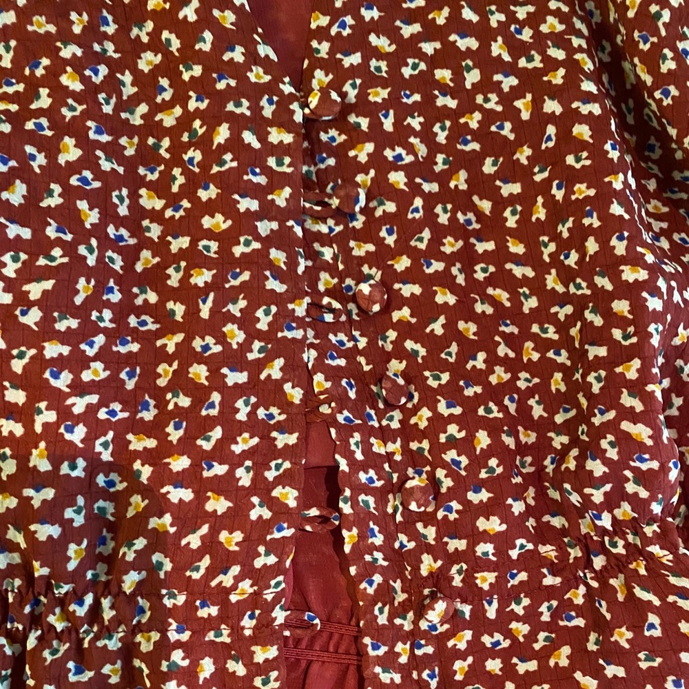 Blouse - Picture 2 of 4